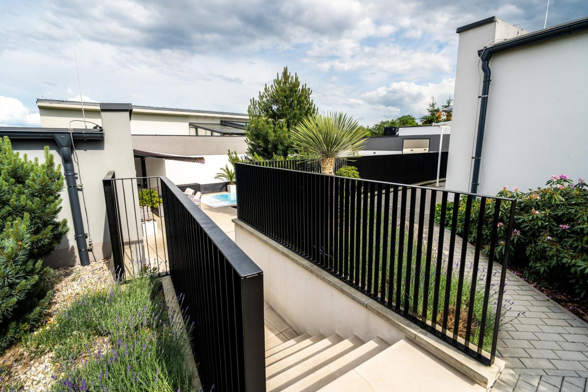 Apartmány Ladná Exterior foto